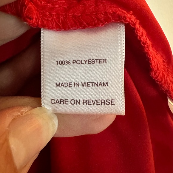 Eva Mendes Sheath Dress Red Lace Overlay Short Sleeve Modest Cocktail Party - Picture 4 of 5